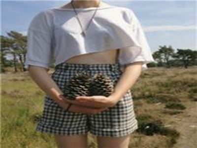 男生和女生一起搓搓搓,校园搓汤圆，友谊浓如酒